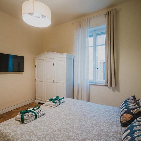 Casa Elle Apartment เวโรนา ภายนอก รูปภาพ